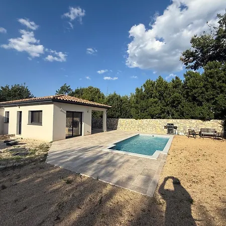 Maison Avec Piscine, Jardin Et Terrasse -